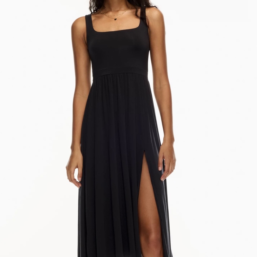 Aritzia Wilfred Market Slit Dress NWT in Navy